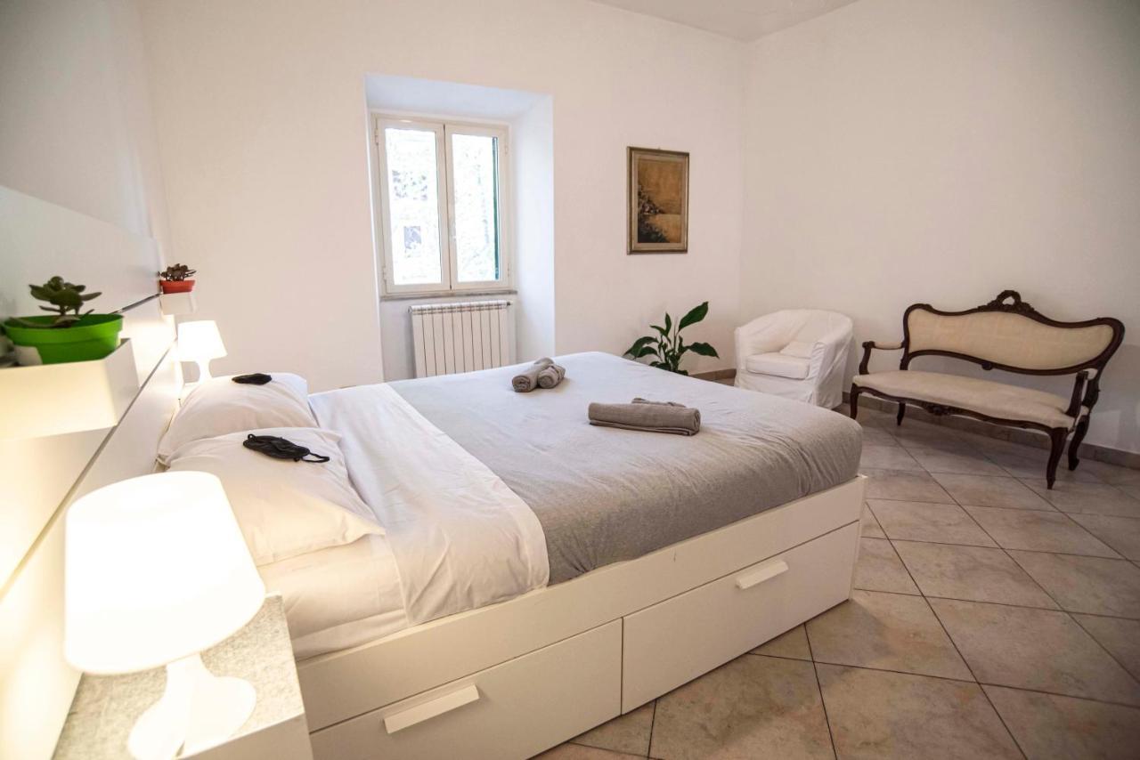 Casa Futura Trastevere โรม ภายนอก รูปภาพ